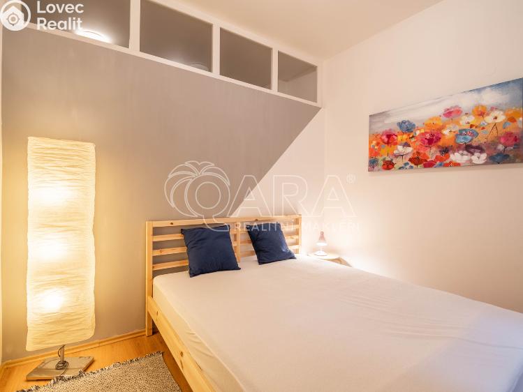 Pronájem bytu 2+KK Praha, Mánesova č. 9