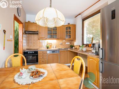 Продаж сімейного будинку Litvínovice č. 4