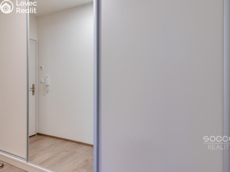 Rent apartment 1+KK Praha, Šternovská č. 7