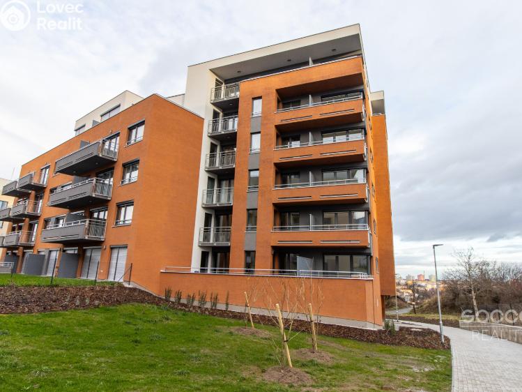 Rent apartment 1+KK Praha, Šternovská č. 15