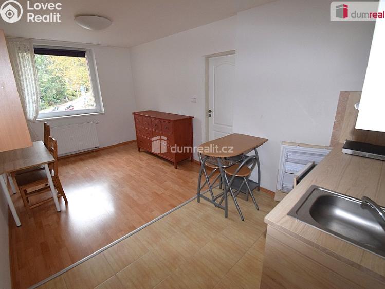 Pronájem bytu 2+KK Praha 5, Nad Palatou č. 3