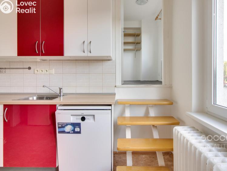 Продажа квартиры 3+1 Praha, Patočkova č. 6