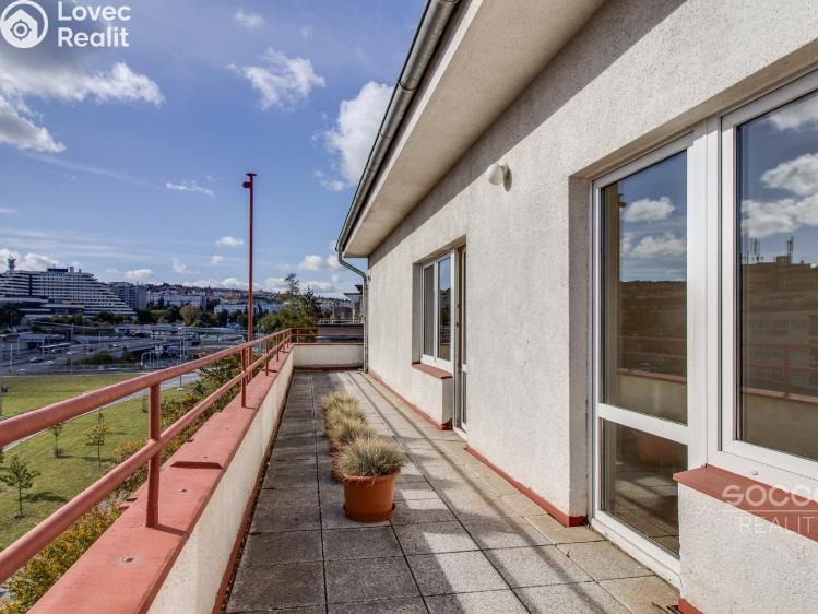 Продажа квартиры 3+1 Praha, Patočkova č. 14