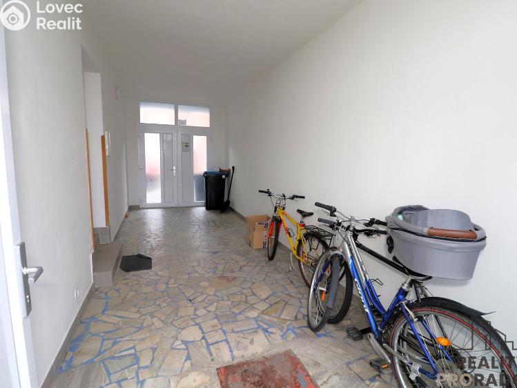 Pronájem bytu 3+1 Blažovice, Luční č. 21