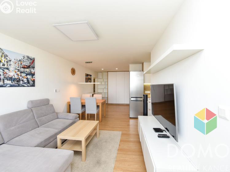 Sale apartment 2+KK Praha, Bellušova 1819/37 č. 1