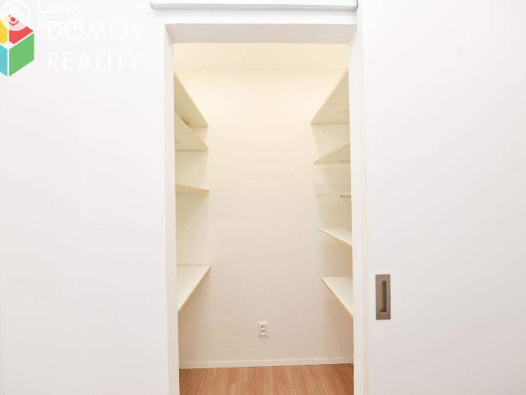 Sale apartment 2+KK Praha, Bellušova 1819/37 č. 14