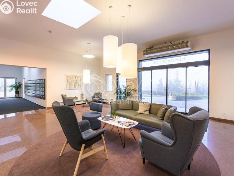 Pronájem bytu 1+1 Praha, Peroutkova 570/83 č. 8