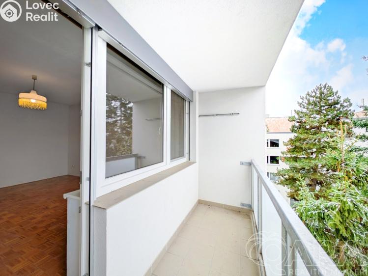 Prodej bytu 3+1 Praha, Svépomoci č. 9