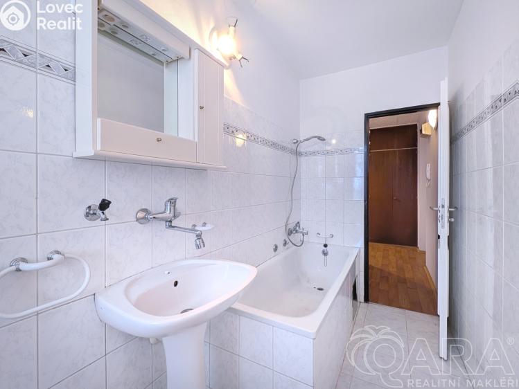 Prodej bytu 3+1 Praha, Svépomoci č. 15