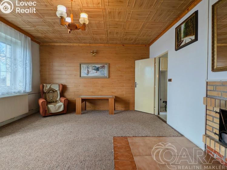 Prodej rodinného domu Dřevěnice č. 11