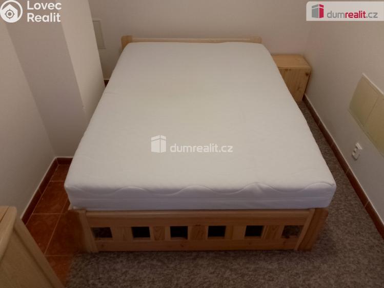 Pronájem bytu 1+1 Karlovy Vary, Petřín č. 22