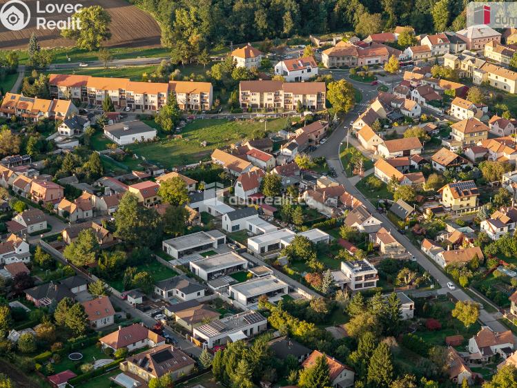 Prodej rodinného domu Veltrusy, Jungmannova č. 8