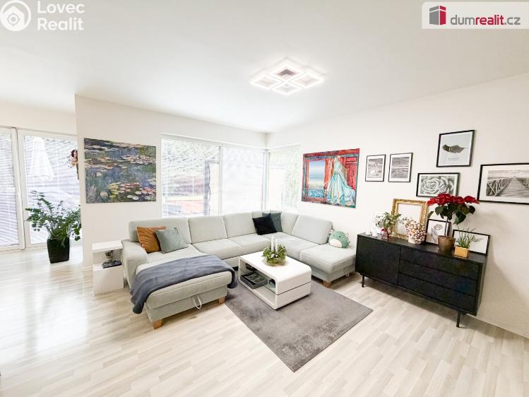 Pronájem rodinného domu Praha-Březiněves, Za sadem č. 7