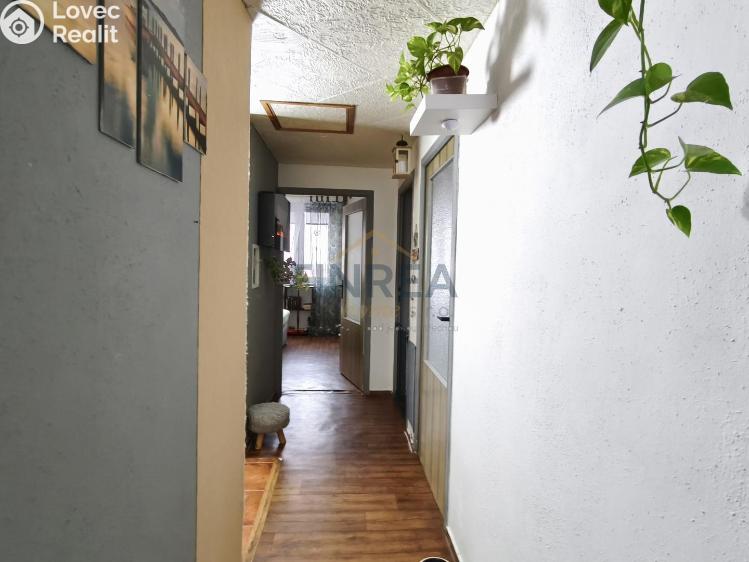 Продажа квартиры 3+1 Jirkov, SNP č. 14