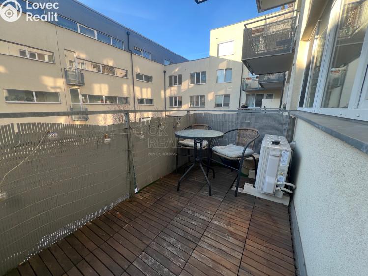 Pronájem bytu 2+KK Praha, U Hostavického potoka č. 8