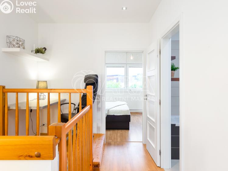 Pronájem rodinného domu Buštěhrad, Ořešín 956 č. 9