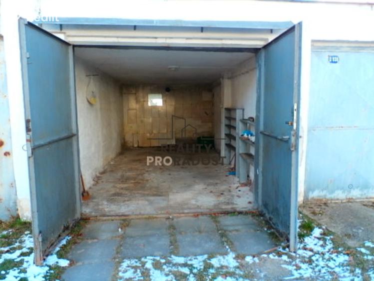 Pronájem garáže Znojmo, Palliardiho č. 5