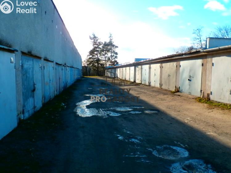 Pronájem garáže Znojmo, Pod Soudním vrchem č. 2