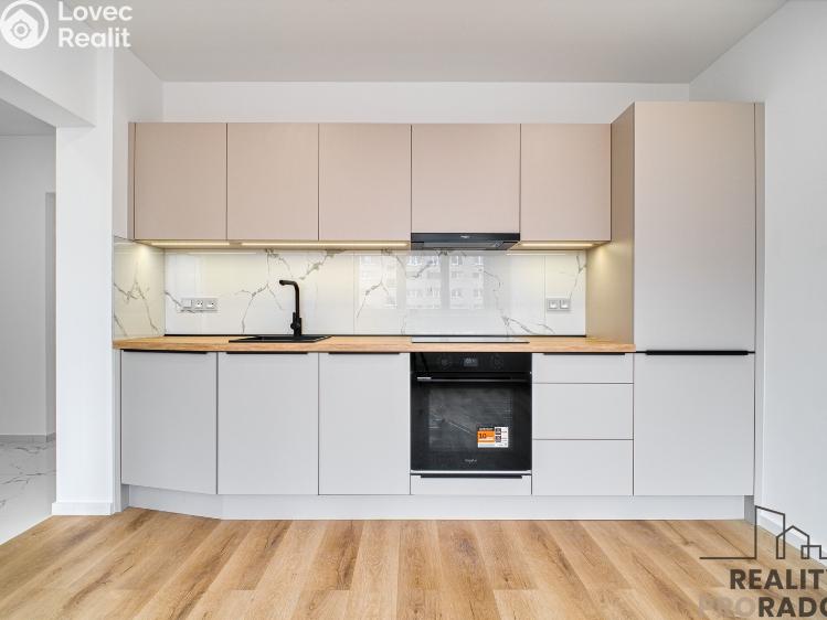 Pronájem bytu 2+KK Ostrava, Vietnamská 1492/12 č. 4