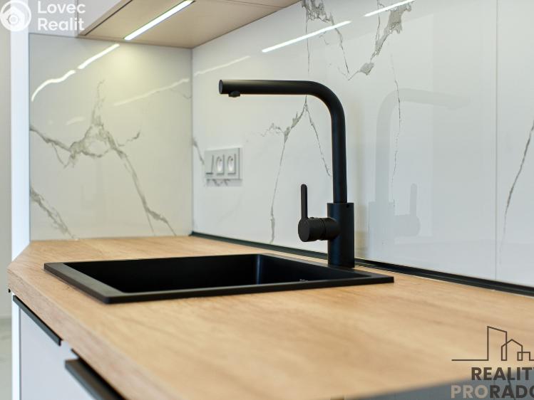 Pronájem bytu 2+KK Ostrava, Vietnamská 1492/12 č. 9