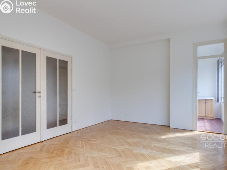 Sale apartment 2+1 Praha, Patočkova č. 3