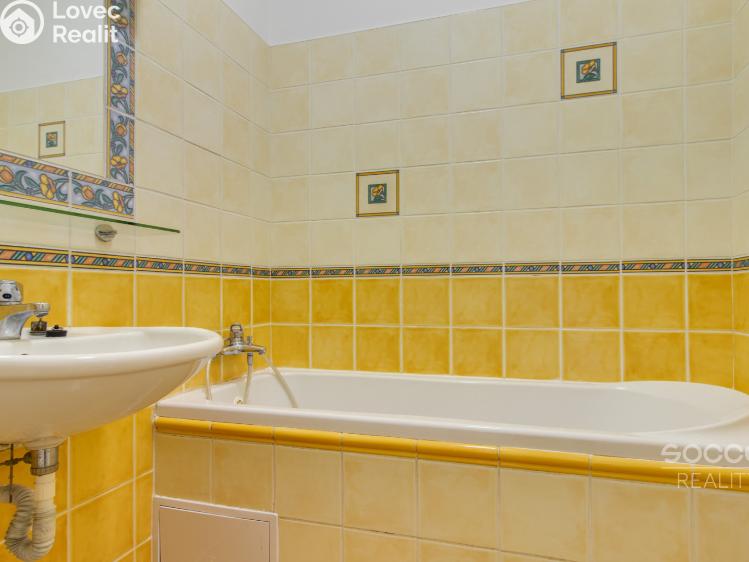 Sale apartment 2+1 Praha, Patočkova č. 11