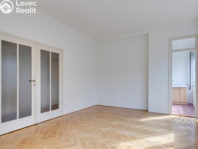 Sale apartment 2+1 Praha, Patočkova č. 3