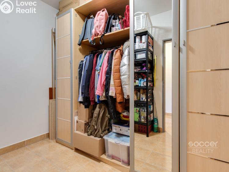 Аренда квартиры 1+KK Praha, Ústavní č. 15