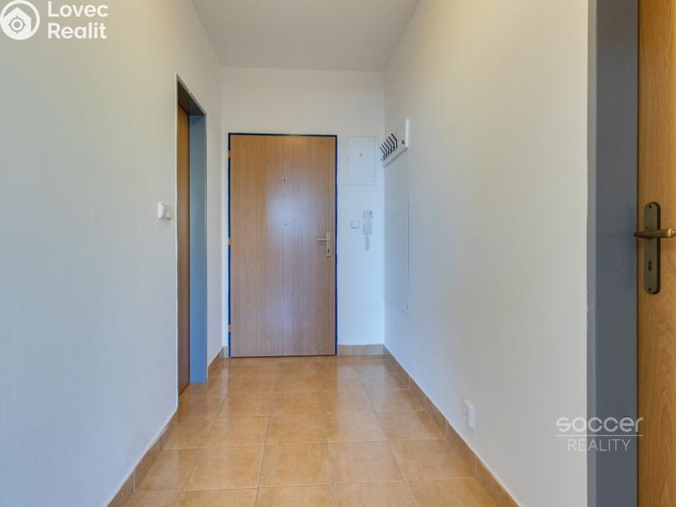 Pronájem bytu 1+KK Praha, Ústavní č. 17