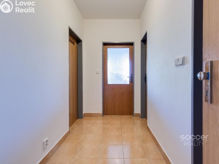 Pronájem bytu 1+KK Praha, Ústavní č. 18