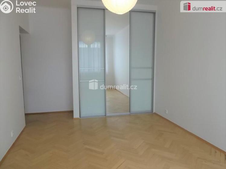 Pronájem bytu 3+1 Praha 10, Dětská č. 16