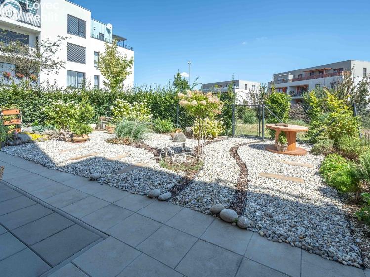 Pronájem bytu 2+KK Roztoky, Lederova 2266 č. 16