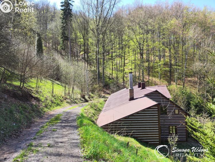 Prodej rodinného domu Desná, Hutní 277 č. 10