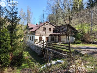 Prodej rodinného domu Desná, Hutní 277 č. 1