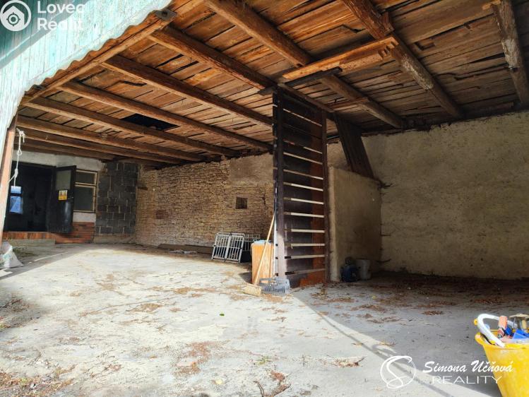 Prodej vícegeneračního domu Makov č. 8