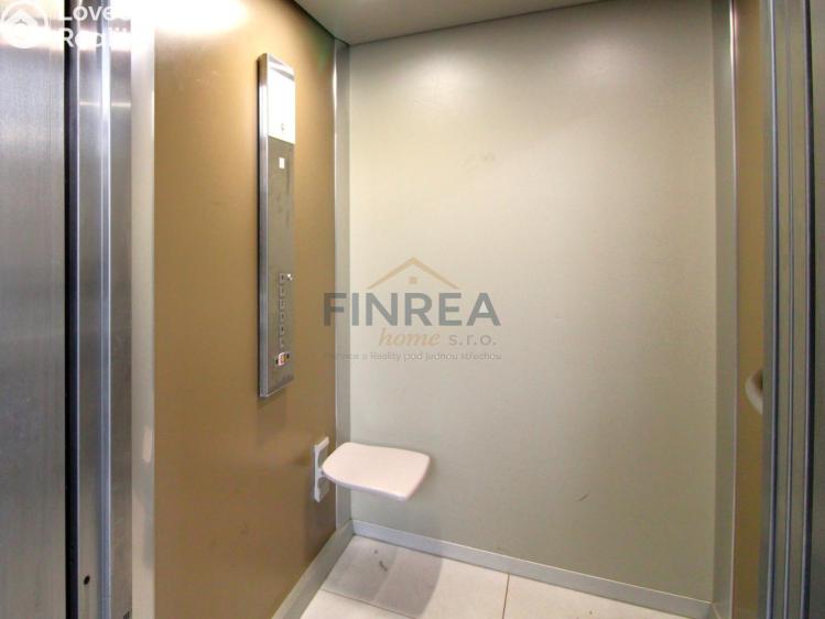 Prodej bytu 2+KK Praha, U Smetanky č. 23