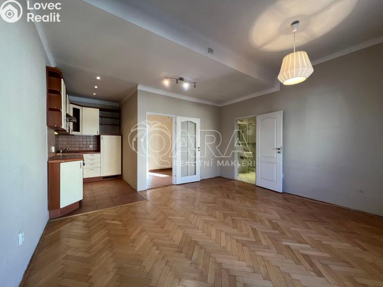 Pronájem bytu 2+KK Praha, Holečkova č. 2