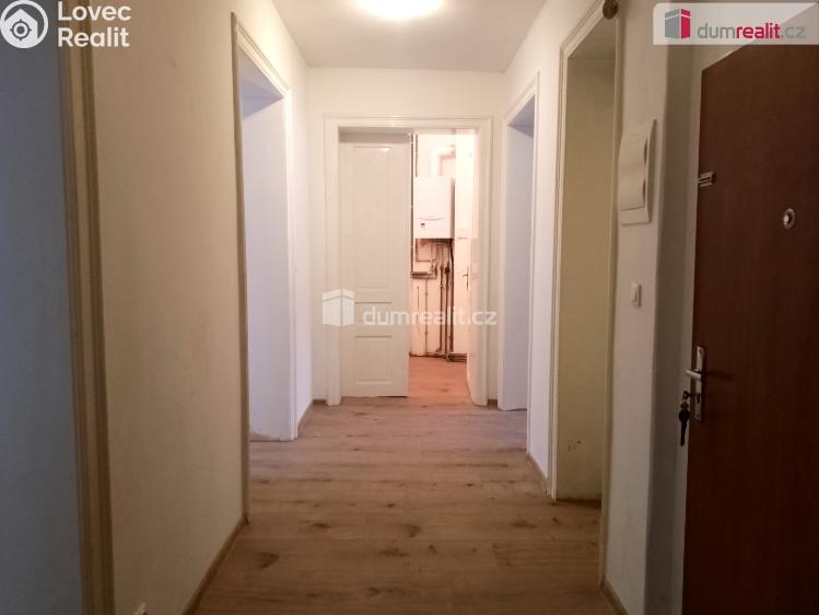 Pronájem bytu 3+1 Karlovy Vary, Sokolovská č. 45