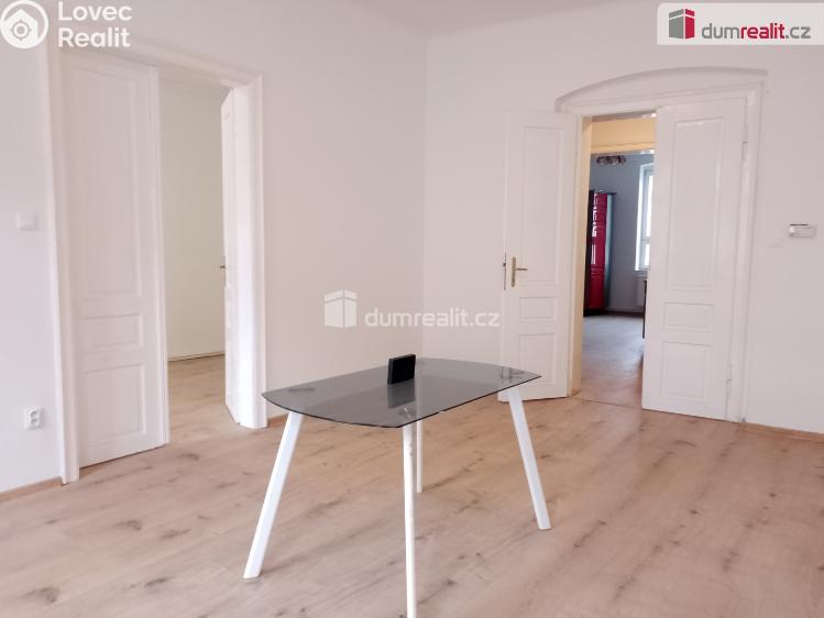 Pronájem bytu 3+1 Karlovy Vary, Sokolovská č. 87