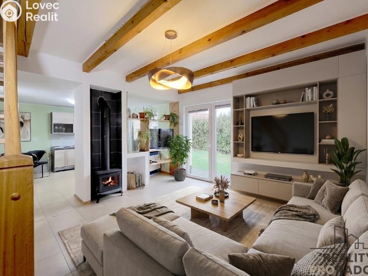 Prodej rodinného domu Suchohrdly, Pálavská č. 7