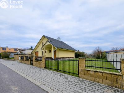 Продаж сімейного будинку Suchohrdly, Pálavská č. 1