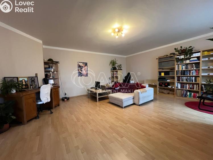 Pronájem bytu 3+1 Praha, Toužimská 918/36a č. 2