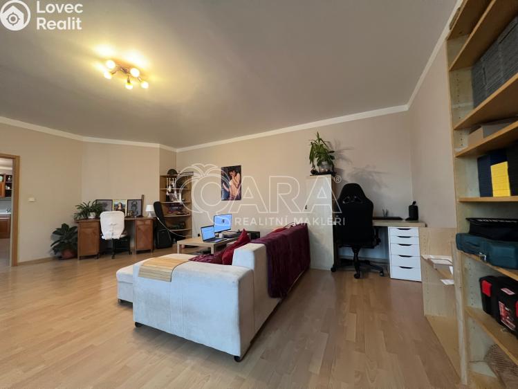 Pronájem bytu 3+1 Praha, Toužimská 918/36a č. 6