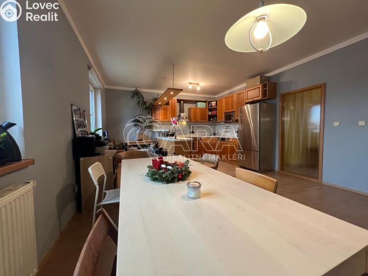 Pronájem bytu 3+1 Praha, Toužimská 918/36a č. 9