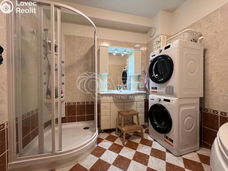 Pronájem bytu 3+1 Praha, Toužimská 918/36a č. 13