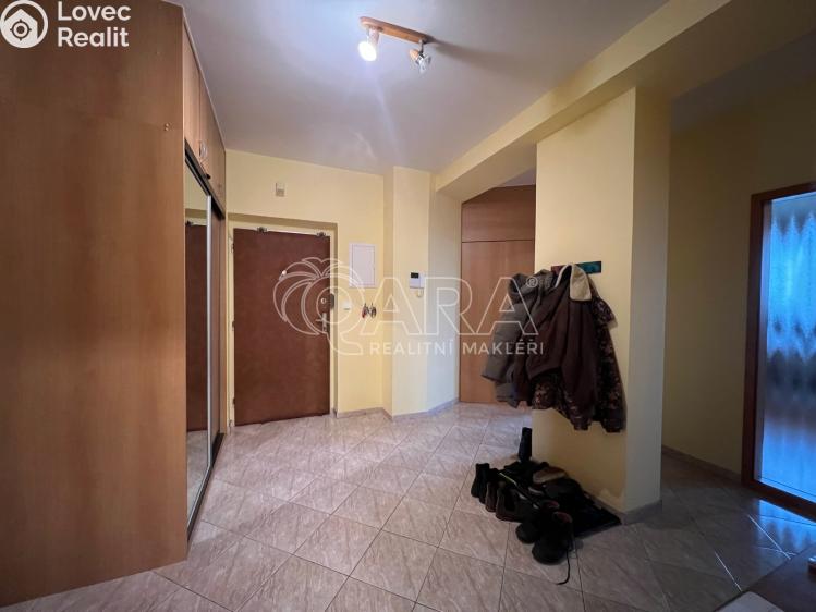 Pronájem bytu 3+1 Praha, Toužimská 918/36a č. 18