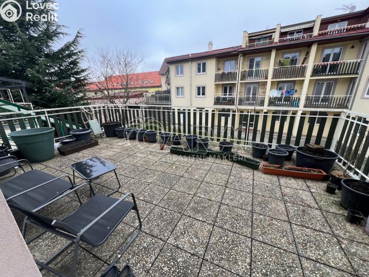 Pronájem bytu 3+1 Praha, Toužimská 918/36a č. 22