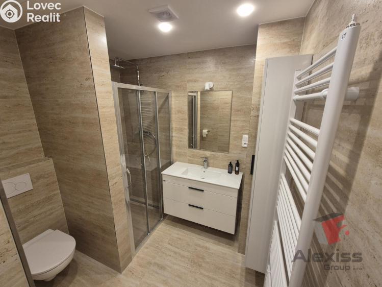 Pronájem bytu 3+KK Praha, Vrázova 2243/7 č. 23