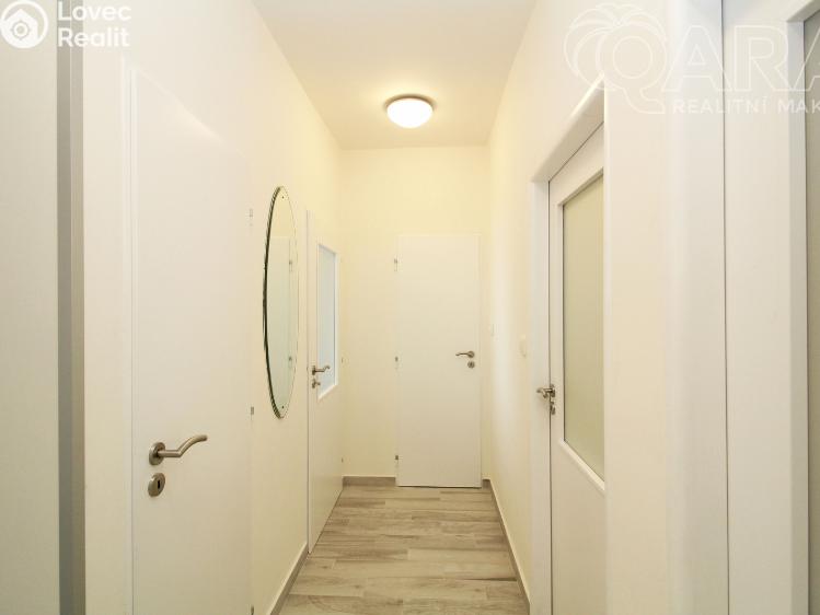 Pronájem bytu 2+1 Praha, Nový lesík 996/15 č. 13