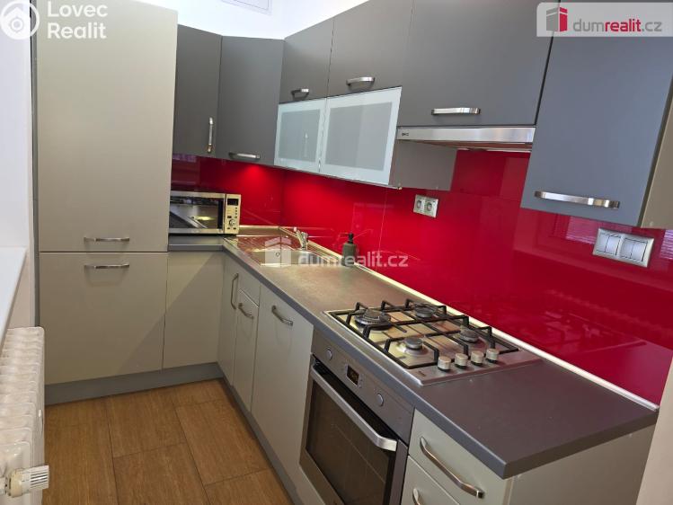 Pronájem bytu 3+1 Frenštát pod Radhoštěm, Školská čtvrť č. 22